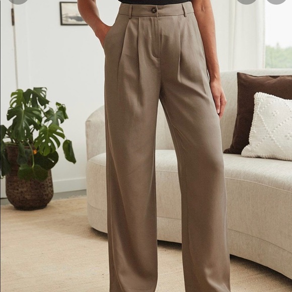 NWT RW&Co pants - Picture 2 of 7